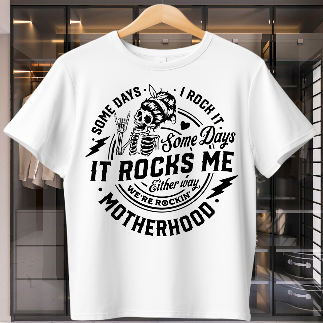 ROCKING MOTHERHOOD T-SHIRT